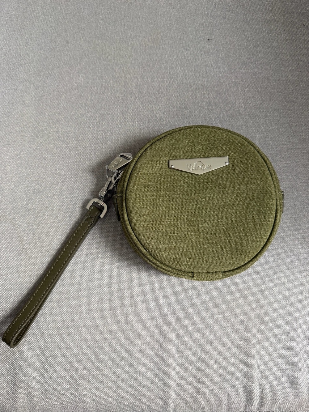 Kipling Olive Green Round Wristlet Coin Pouch